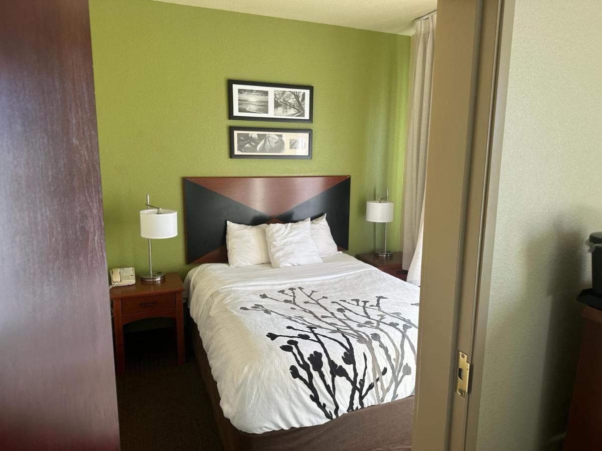 Sleep Inn & Suites At Six Flags San Antonio Exterior foto
